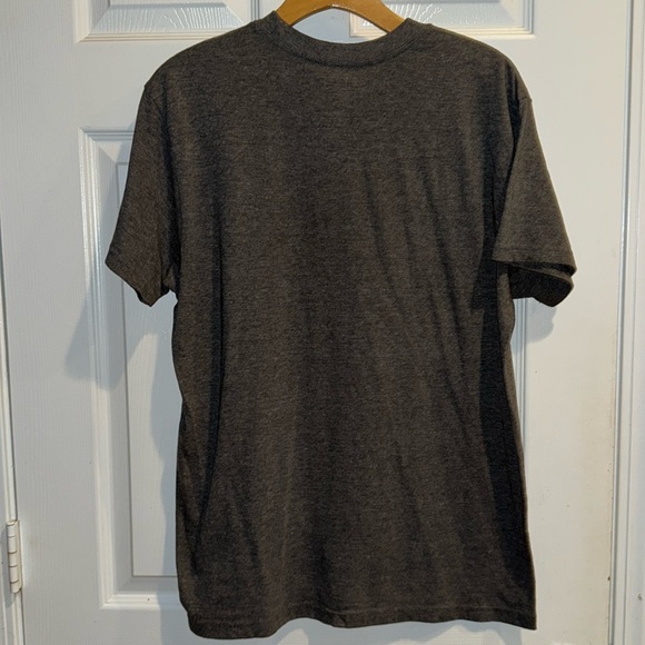 Quicksilver Grey Short Sleeve Logo T-shirt Size Men’s Medium - Picture 2 of 4